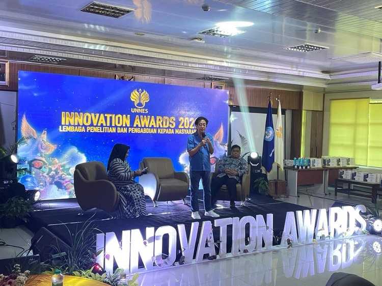 Raih Inovasi Award Unnes, Irwan Hidayat Dorong Inovasi di Perguruan Tinggi