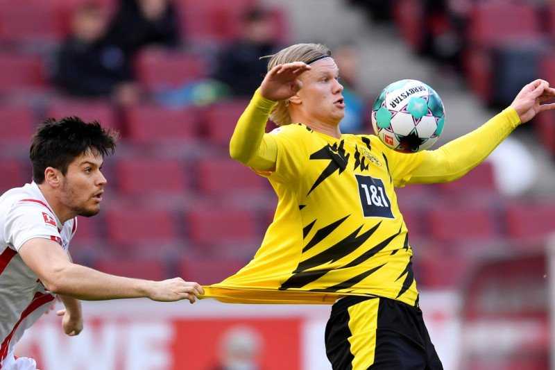 Raiola Terbang ke Inggris Rundingkan Transfer Erling Haaland