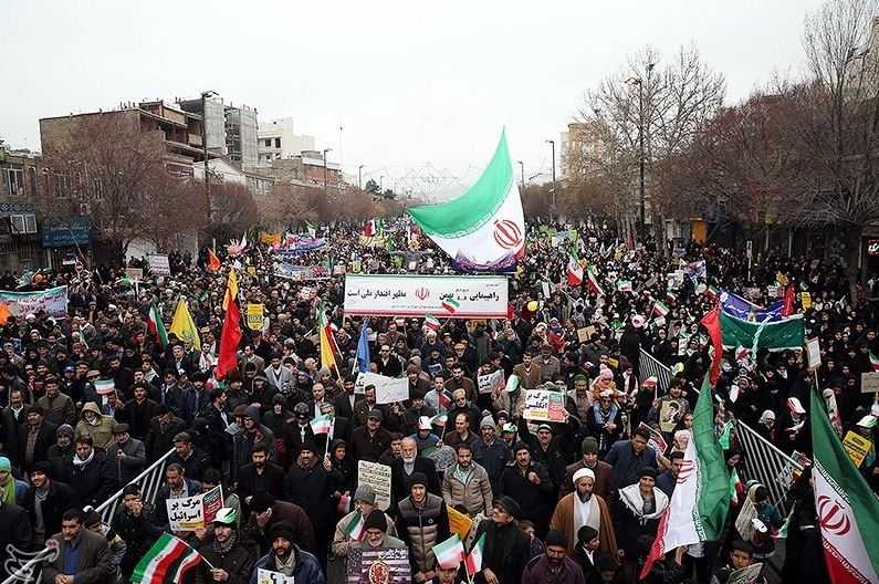 Rakyat Iran Turun ke Jalan, Rayakan Peringatan 44 Tahun Revolusi Islam