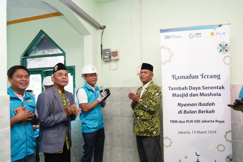 Ramadhan Terang, PLN UID Jakarta Raya Tambah Daya Listrik Gratis 237 Masjid dan Mushola