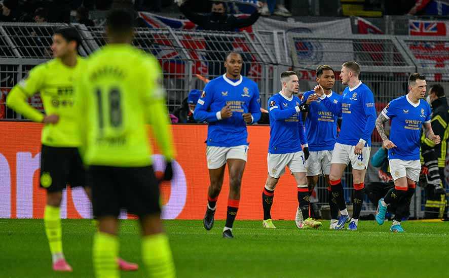 Rangers Kejutkan Dortmund, Barcelona Imbangi Napoli