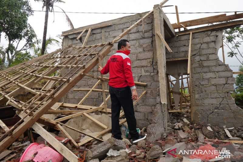 Ratusan Rumah Rusak, Bupati dan Wakil Bupati Karangasem Langsung Turun ke Lokasi Gempa