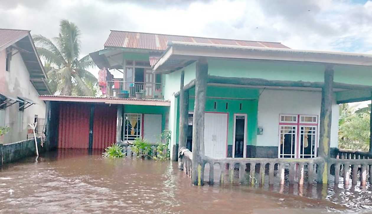 Ratusan Rumah Terendam Banjir di Singkawang