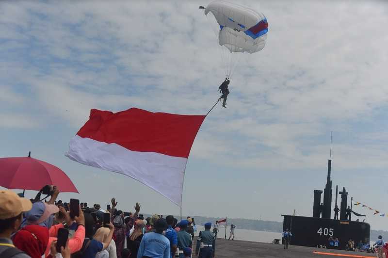 Rayakan HUT-79, TNI AL Gelar Simulasi Operasi Militer di Teluk Jakarta