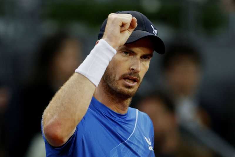 Rehat Limat Tahun Akibat Cedera Lengan, Murray Kembali dan Singkirkan Thiem di Madrid Open