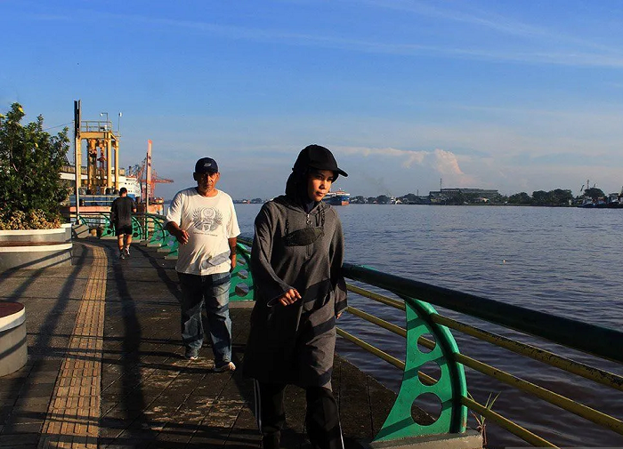 Rehat Singkat di Sela Jalan Kaki Bantu Bakar Lebih Banyak Kalori