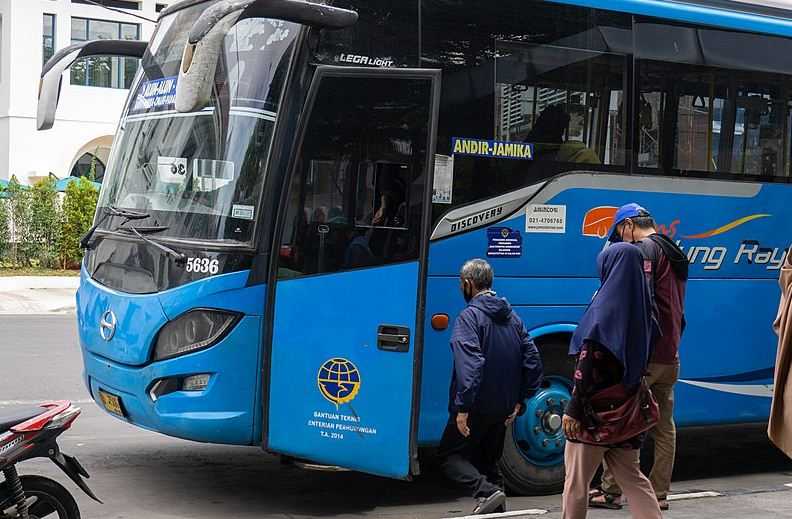 Rekomendasi Shuttle dan Bus Berbagai Jurusan di Traveloka