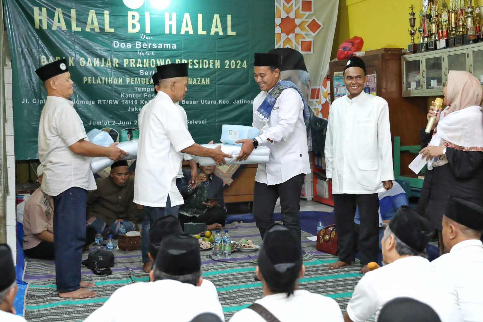 Relawan Santri Edukasi Warga Jaktim Pentingnya Keterampilan Pemulasaraan Jenazah 2