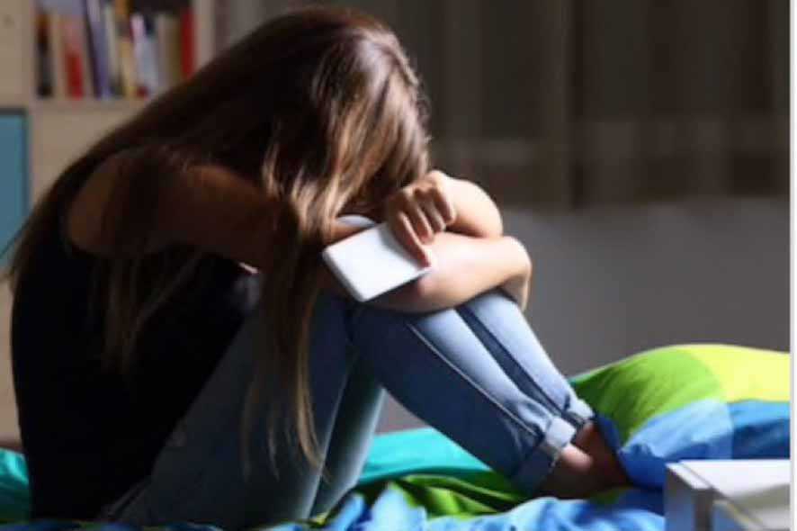 Remaja Depresi Lebih Sensitif Terhadap Kritik Orang Tua