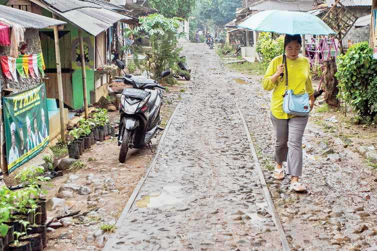 Rencana reaktivasi jalur kereta Rangkasbitung - Labuan