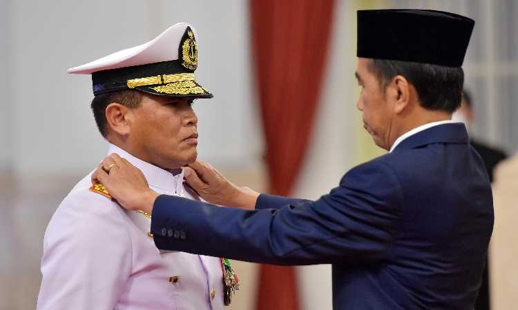 Resmi Dilantik Jokowi, Ini Jejak Karir KSAL Laksamana Muhammad Ali