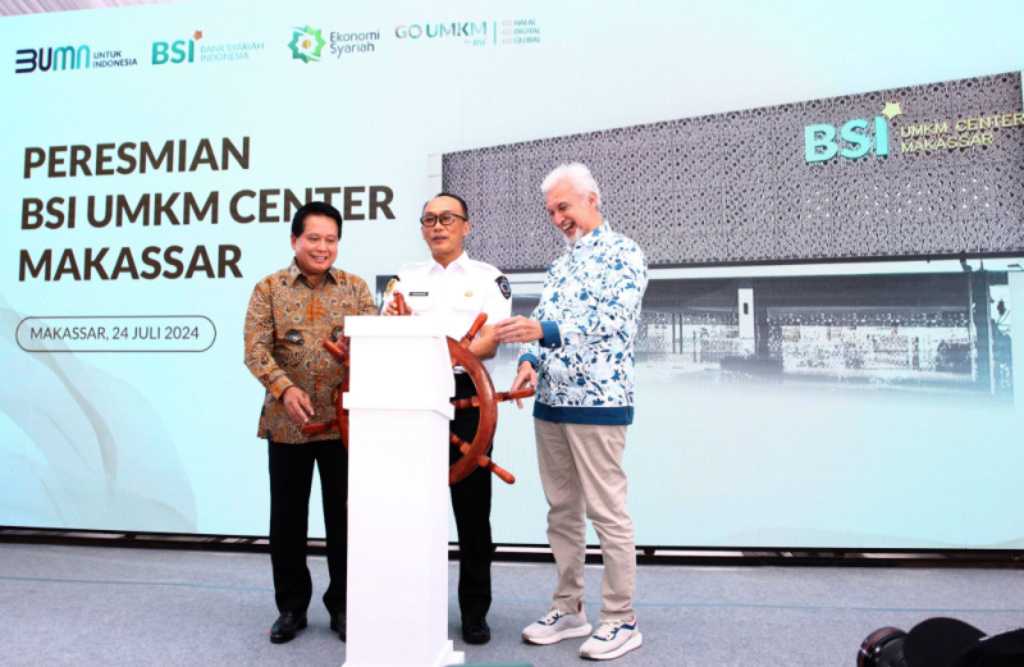 Resmikan UMKM Center Makassar, BSI Perkuat Pemberdayaan UMKM di Indonesia Timur
