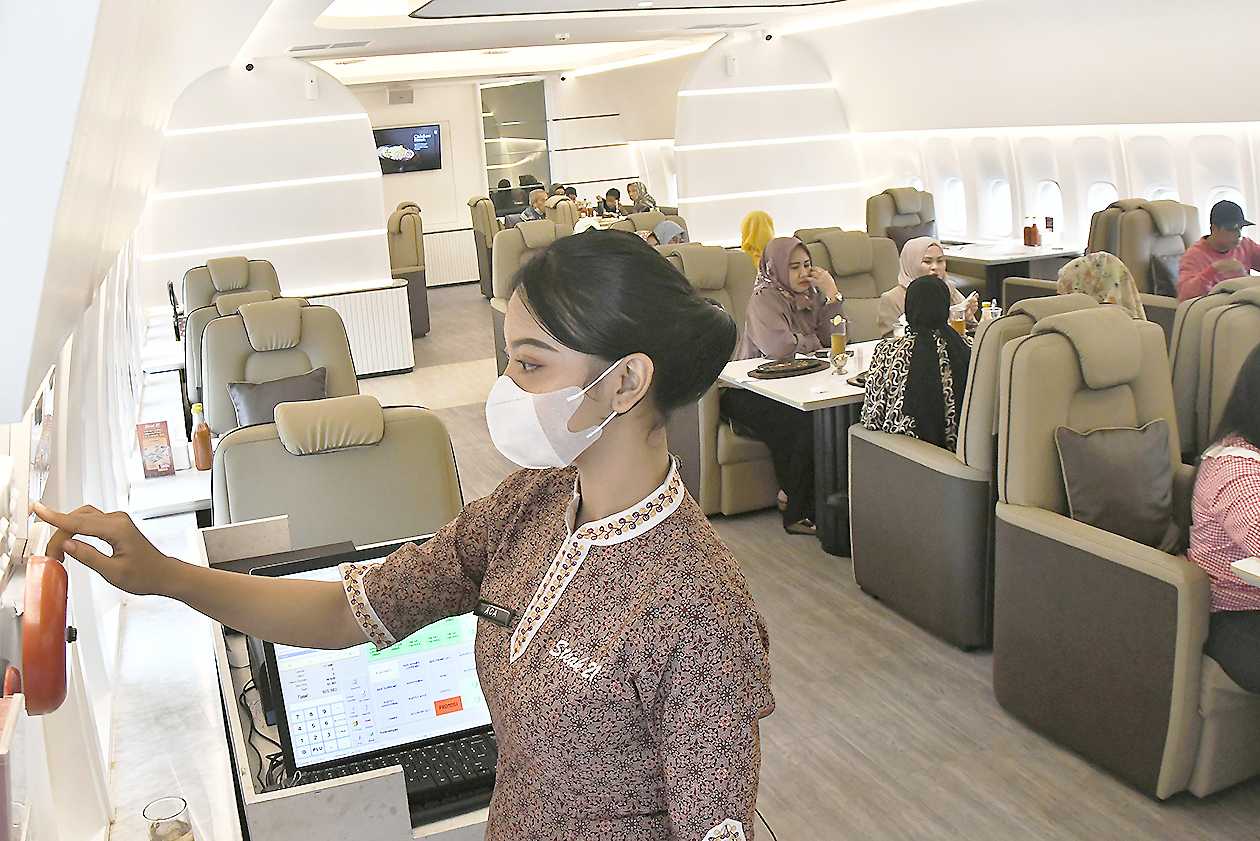Restoran 'Private Jet' Pertama di Indonesia