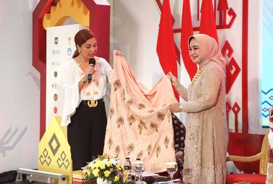 Riana Sari Arinal Dorong Peningkatan Produk IKM Lampung