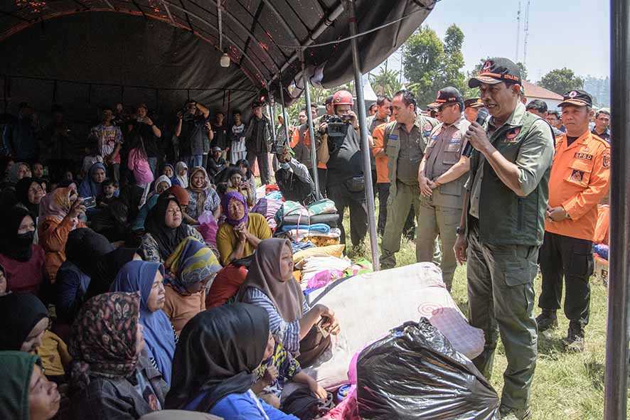 Ribuan Rumah Warga di Bandung Rusak akibat Gempa Bumi