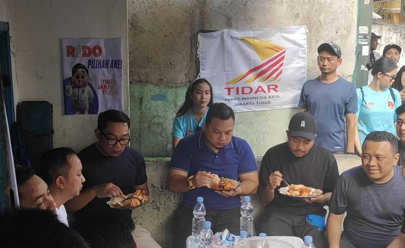 Ridwan Kamil Janji Akan Naikkan Kelas Warung UMKM dengan Aplikasi Digital