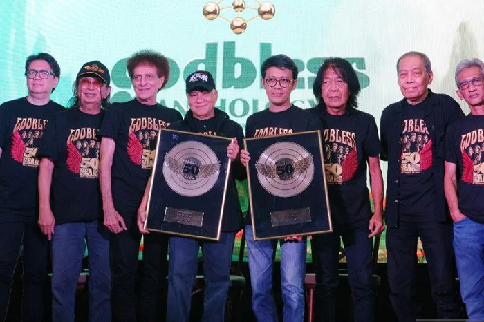 Rilis Album Anthology Berbalut Orkestra