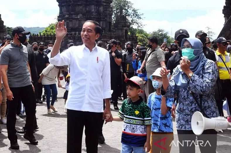 Riset I2: Jokowi Tokoh Terpegah dan Tervokal 2022