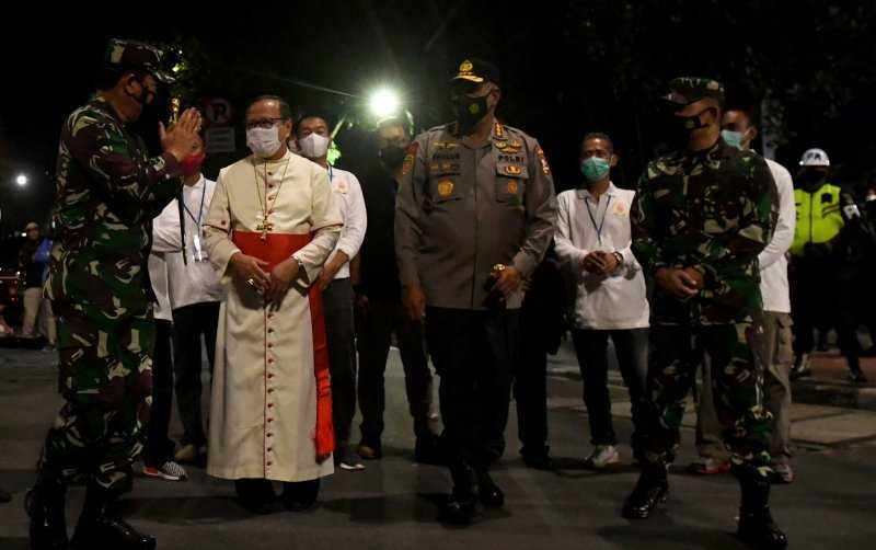 Ritual Ibadah Jumat Agung di Gereja Katedral Dikemas Sederhana