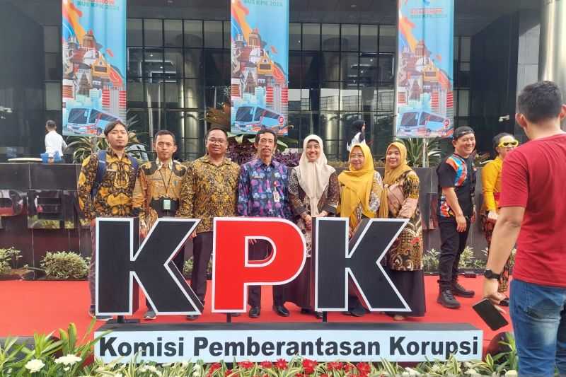 Roadshow Bus KPK Kunjungi 3 Wilayah di Banten