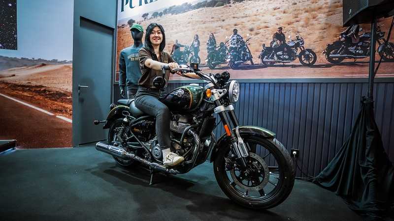 Royal Enfield Luncurkan Sepeda Motor Cruiser Bermesin Kembar