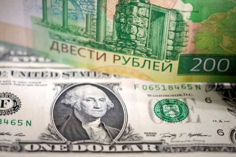 Rubel Rusia Terjerembab ke Rekor Terendah. Moskow Tak Kuasa Menopang Ekonominya yang Babak Belur