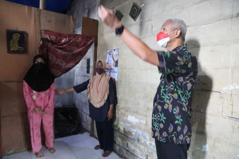 Rumahnya Dibangun, Bu Narmi: Alhamdulillah Ya Allah Aku Seneng Banget Matur Nuwun Pak Ganjar