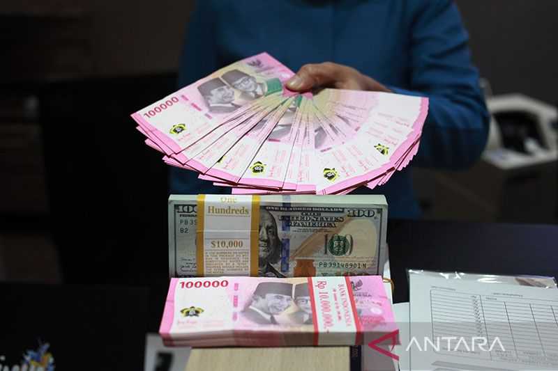 Rupiah Menguat, Data Ekonomi AS Lebih Rendah dari Ekspektasi