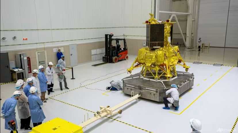 Rusia Berencana Kirim Kosmonot ke Bulan pada Dekade Mendatang