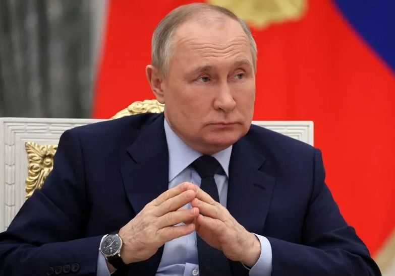 Rusia Mulai Unjuk Kekuatan, Putin Lakukan Uji Coba Rudal Balistik Antarbenua 'Tercanggih di Dunia'