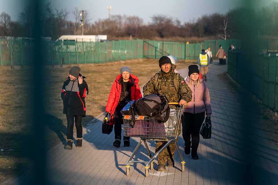 Russia Bom Sekolah di Mariupol