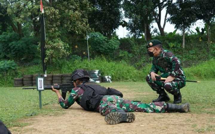 Saat Jenderal Bintang Tiga Kostrad Datangi Markas Pasukan Raider