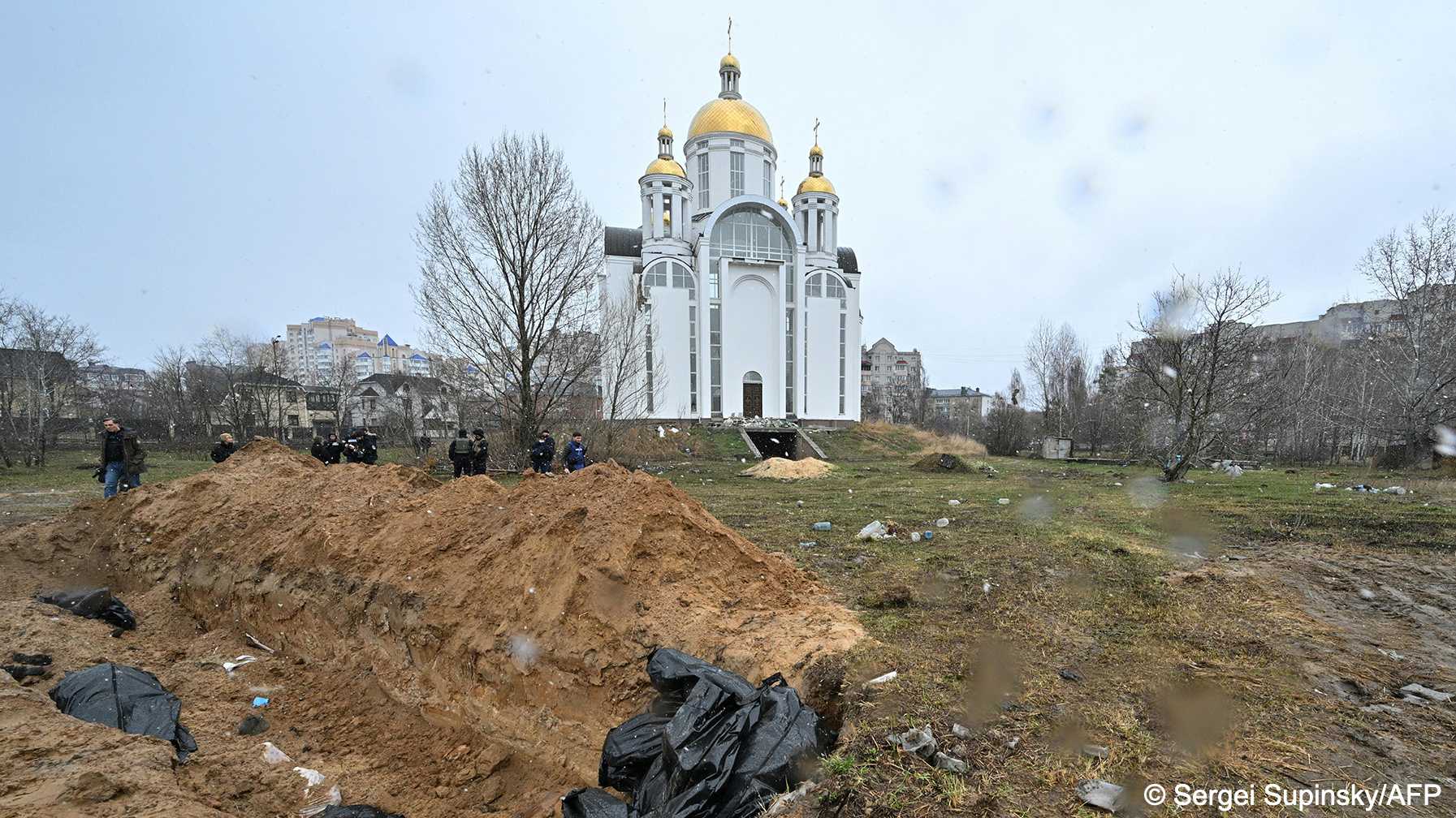 Sadis! Rusia Tinggalkan Banyak Mayat Tak Terurus di Sepanjang Jalan di Bucha