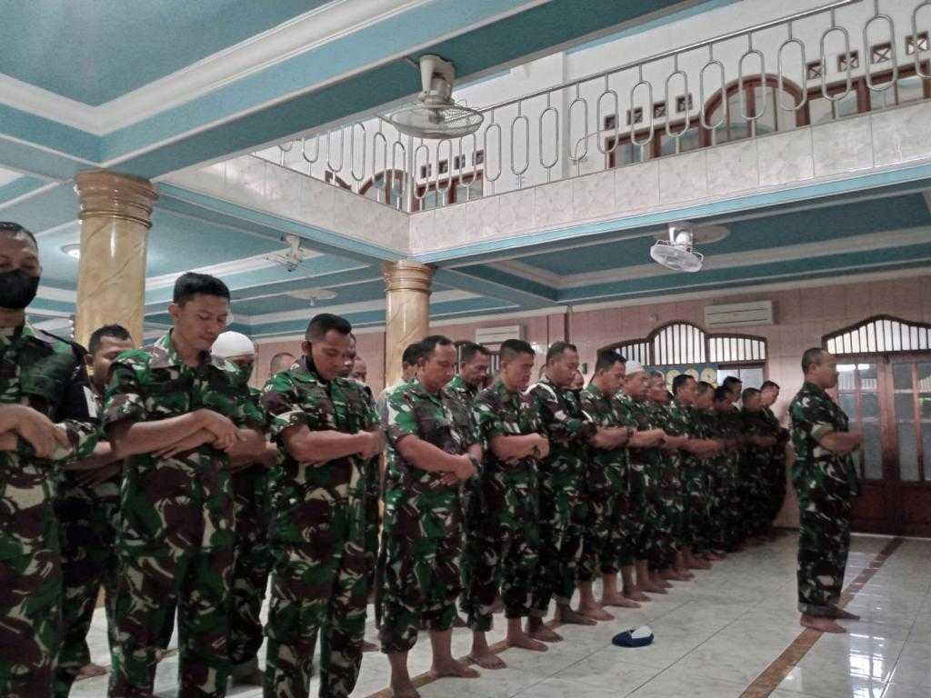 Salat Gaib yang Mengguncang Markas TNI AL, Diikuti Ribuan Prajurit Kirim Doa untuk Prajurit Terbaik yang Gugur di Papua