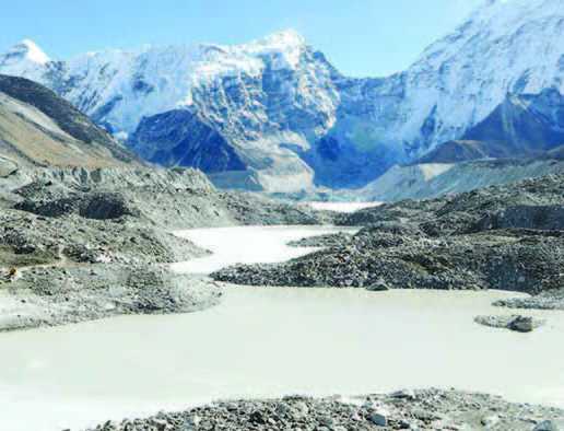 Salju di Himalaya Menipis Ancam Keamanan Air