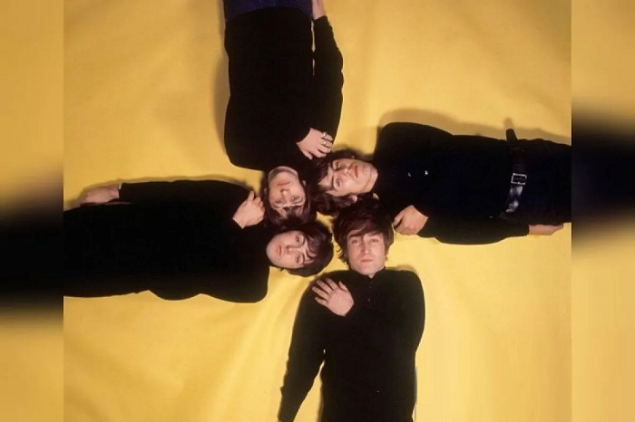 Sam Mendes Akan Buat Empat Film Biopik The Beatles