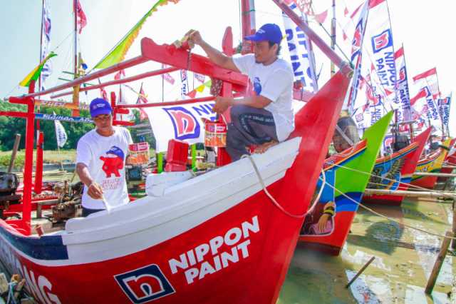 Sambut HUT RI Ke-79 Nippon Paint Warnai 5.124 Kapal Nelayan dan Dicatat Rekor Muri 4