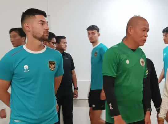 Sandy Walsh Siap Bantu Bimbing Marselino Berkarir di Belgia