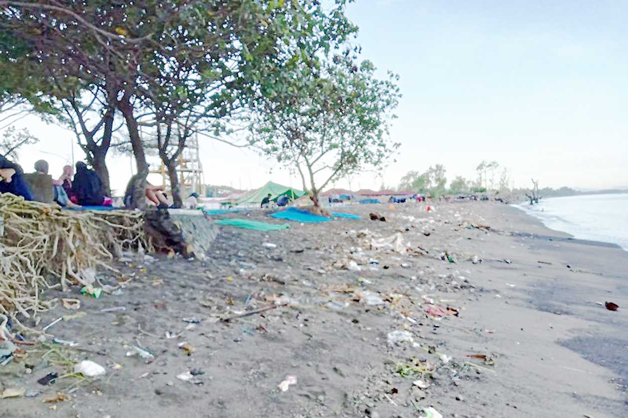 Sanksi Bagi Pembuang Sampah ke Laut Segera Ditetapkan DLH Mataram