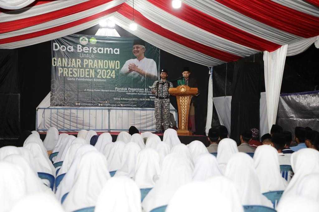 Santri Dukung Ganjar Salurkan Bantuan Pembangunan Gedung Masjid Untuk Ponpes Al Amin