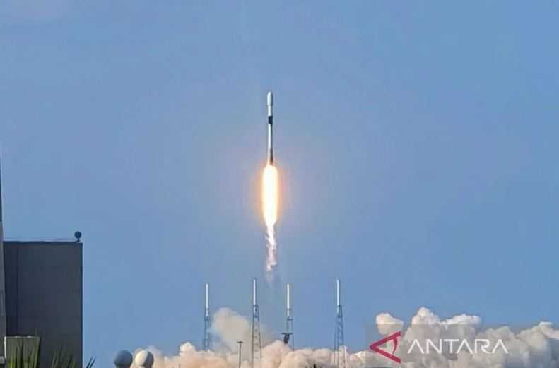 Satelit Internet Pertama SATRIA-1 Sukses Meluncur ke Angkasa