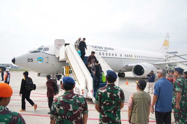 Satgas TNI Evakuasi WNI dari Sudan Tiba di Tanah Air Usai Laksanakan Misi