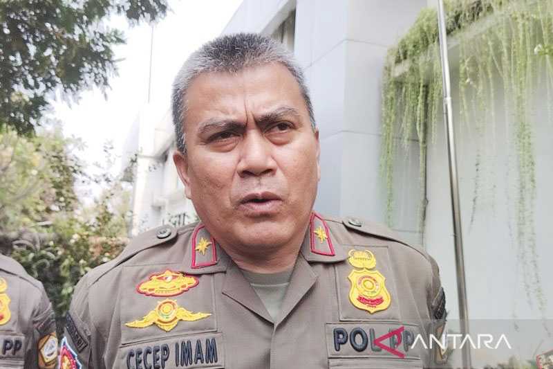 Satpol PP Bogor Batal Tertibkan Ratusan Lapak Pedagang di Jalur Puncak