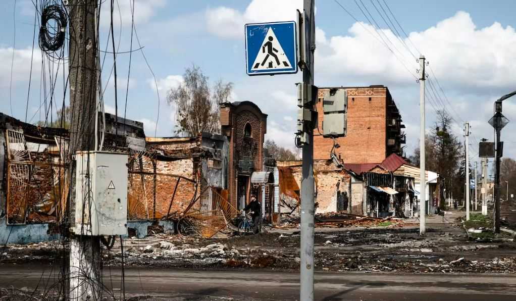 Satu Tahun Invasi, Rusia Tak Berhenti Menyerang, Ukraina Tak Berhenti Bertahan