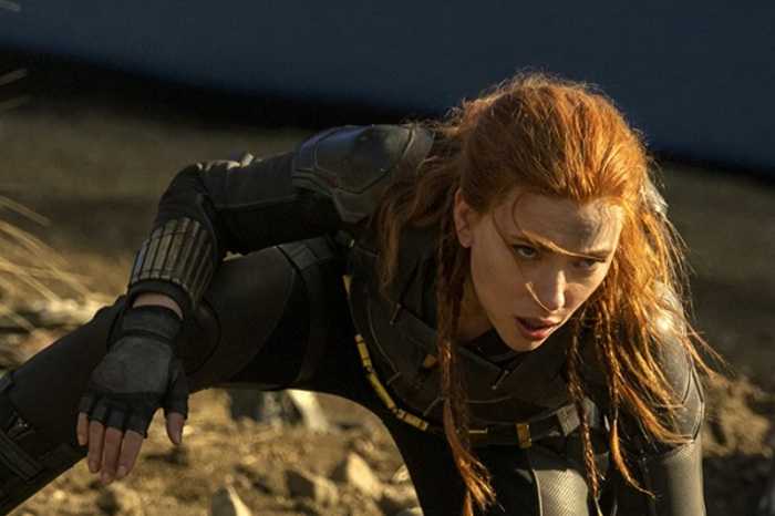 Scarlett Johansson Kian Kagumi Perankan Black Widow