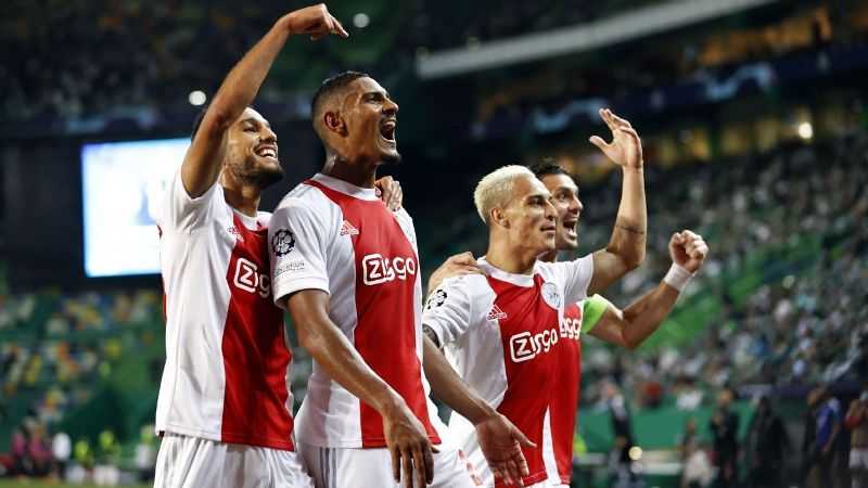 Sebastien Haller Cetak Quattrick, Ajax Amsterdam Hancurkan Sporting Lisbon