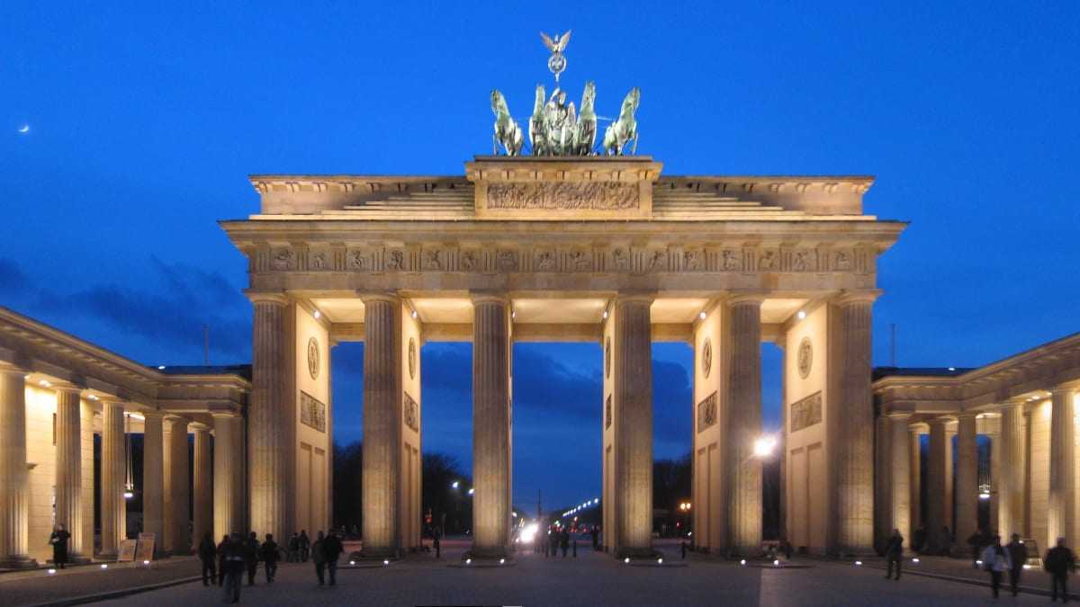 Sejarah 22 Desember: Gerbang Brandenburg Satukan Dua Jerman