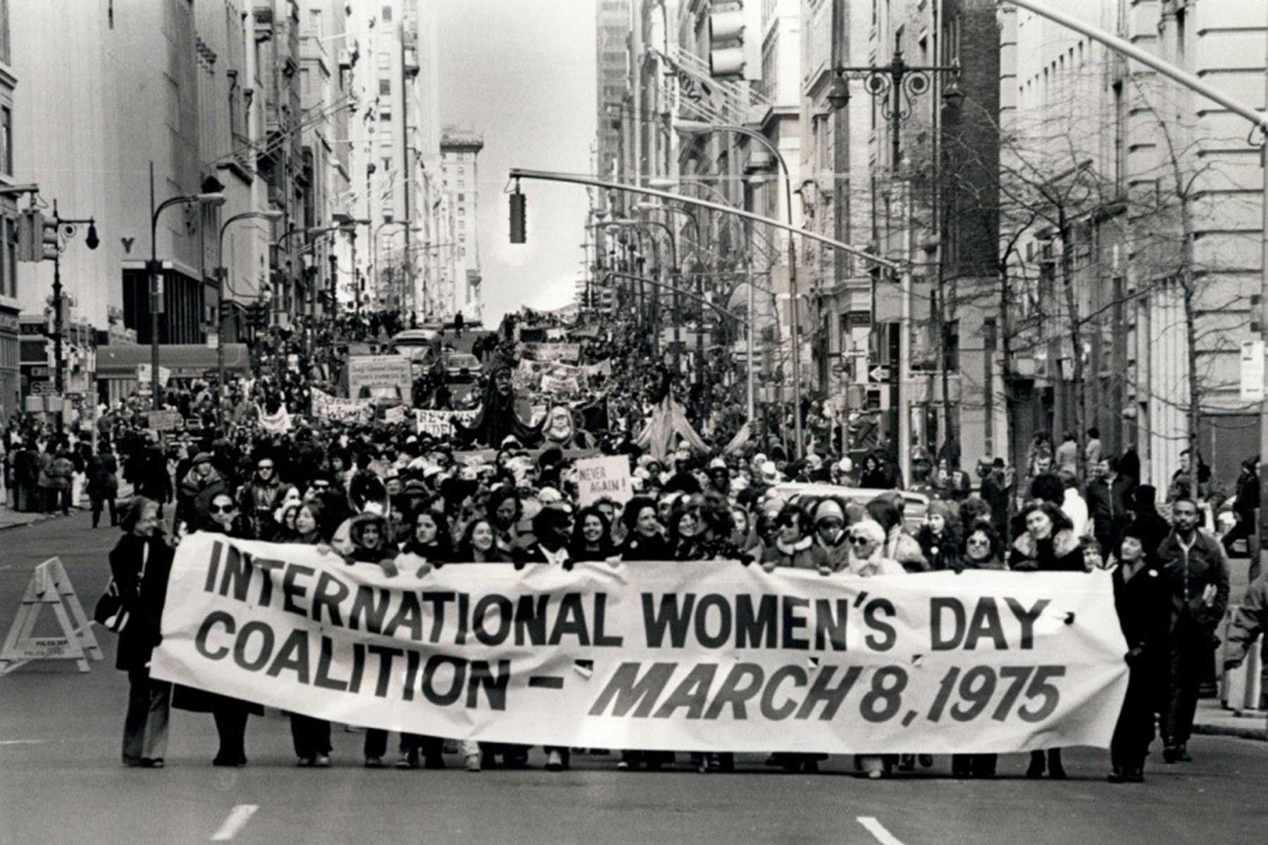 Sejarah 8 Februari: Lahirnya Peringatan Hari Perempuan Internasional di Dunia