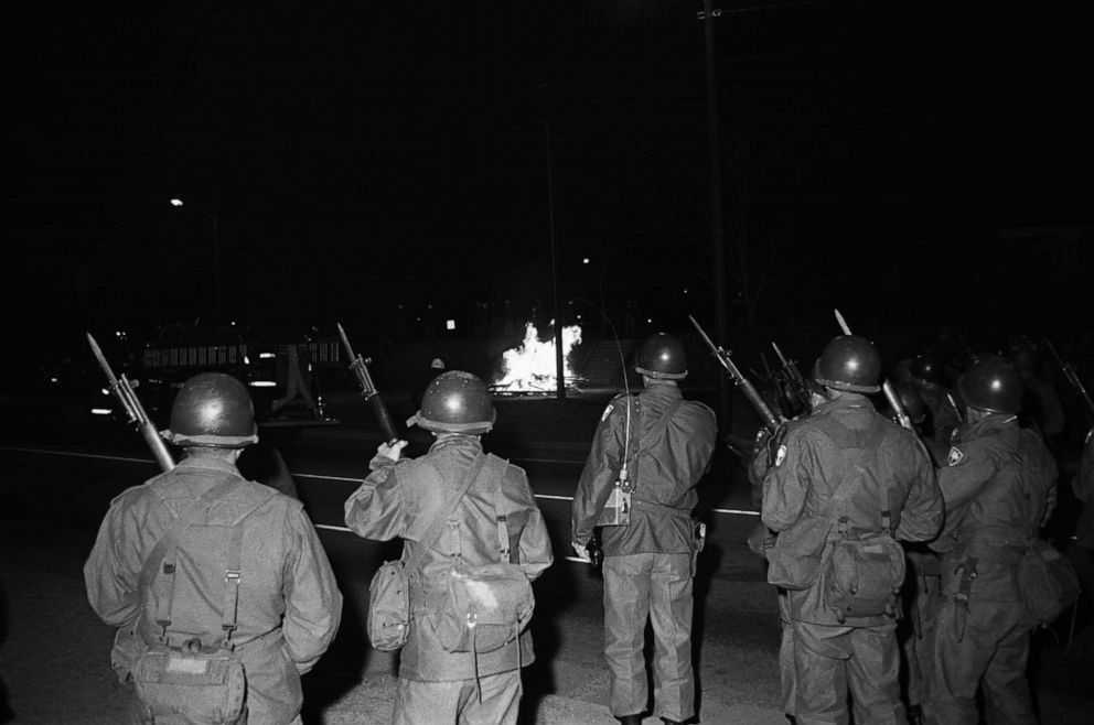 Sejarah 8 Februari: Polisi Tembaki Pemuda Kulit Hitam, Bukti Rasisme di AS