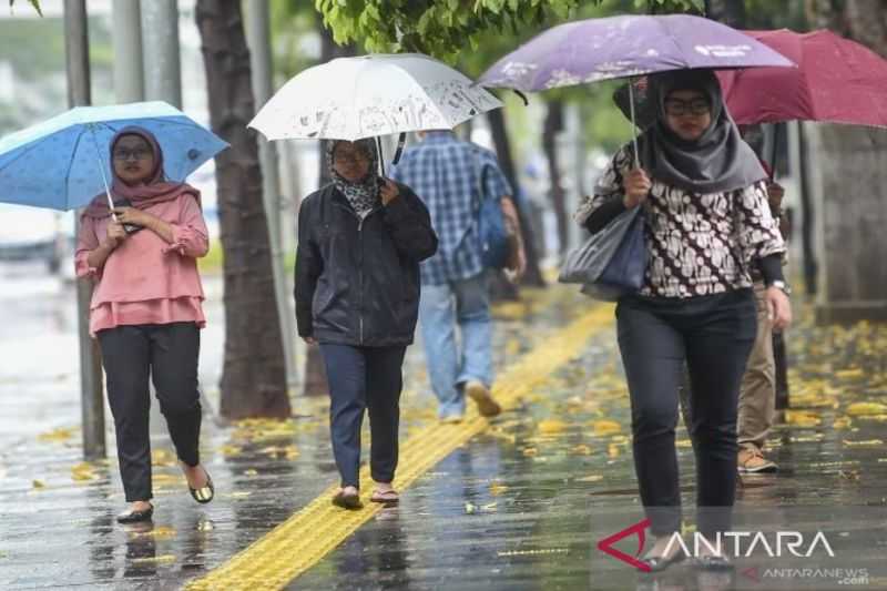 Sejumlah Daerah di Indonesia Bakal Hujan Lebat. BMKG: Aceh Siaga Karena Berpotensi Banjir